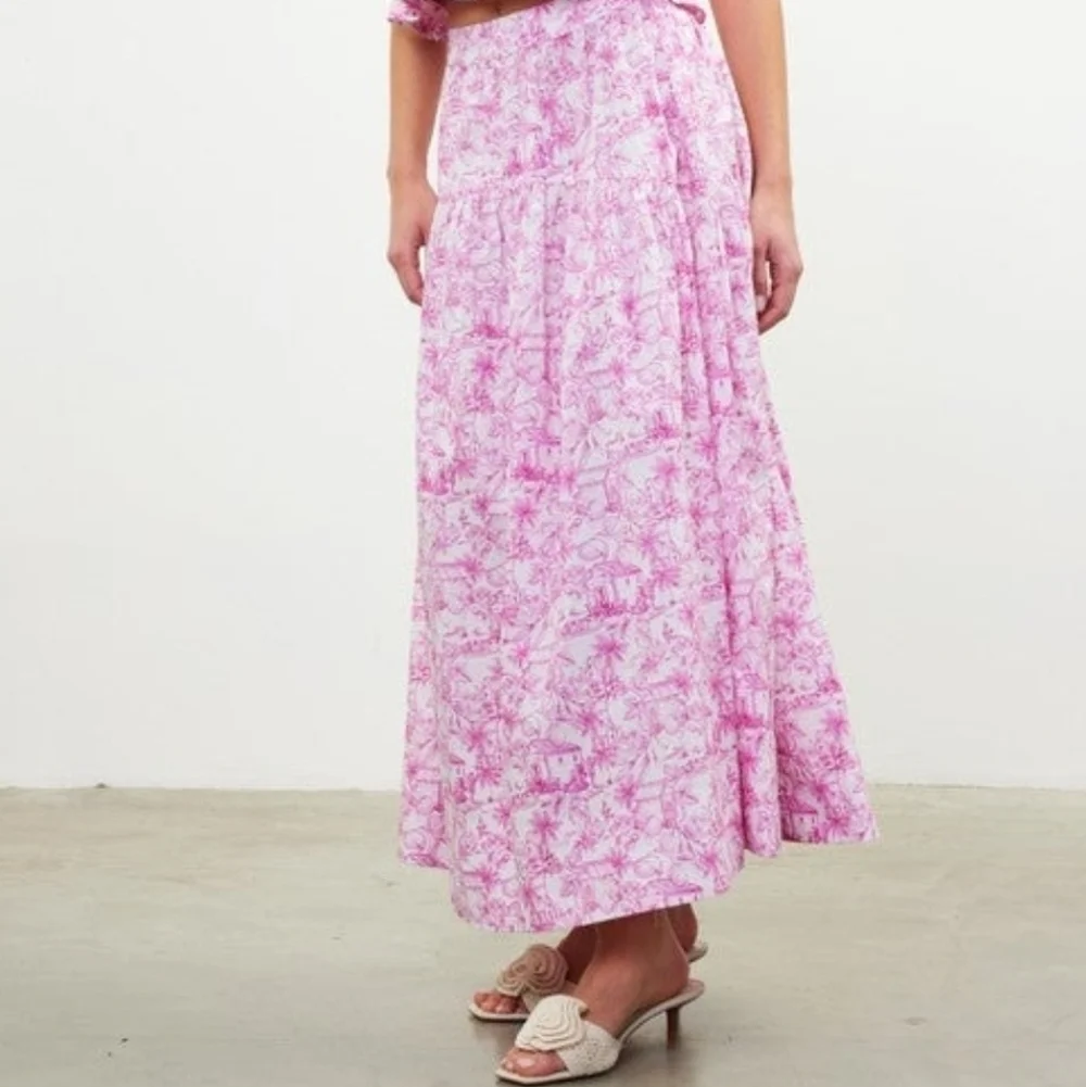 Skies Are Blue Maxi Skirt Large NWT Pink Floral